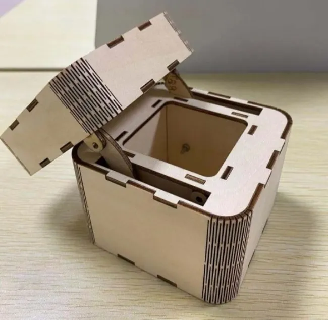 Caja alajera