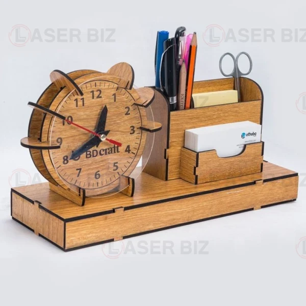 Organizador con reloj