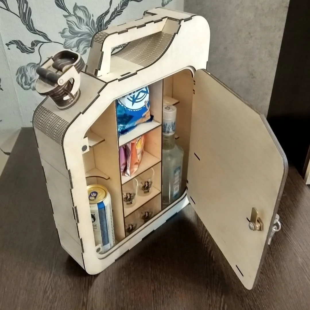 Porta vino bidón de gasolina